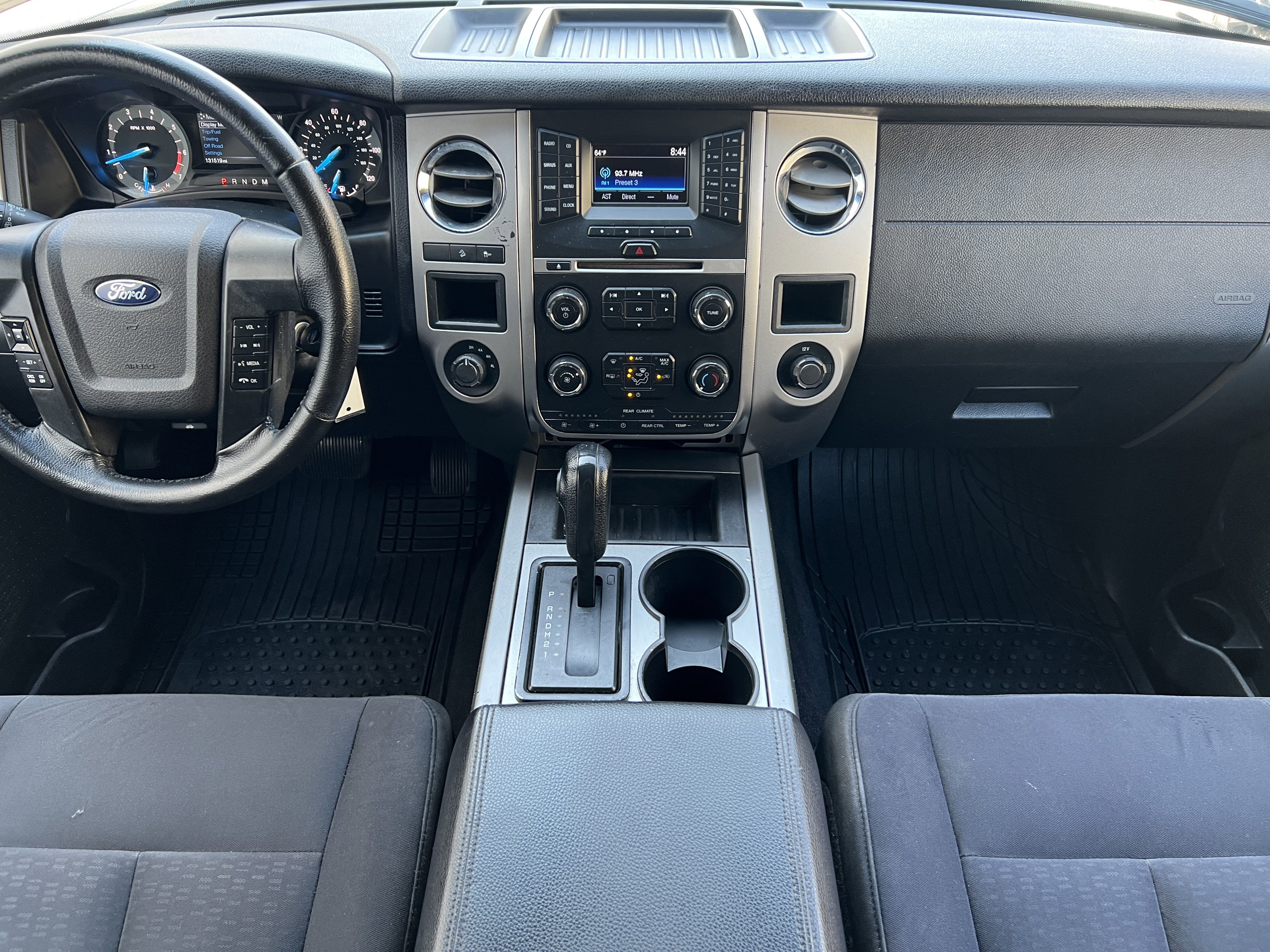 Used 2015 Ford Expedition XLT image 35