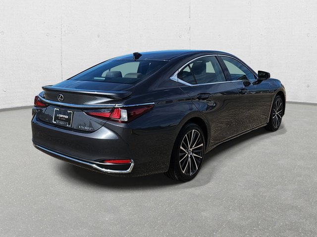 Certified 2025 Lexus ES 300h w/ Premium Package image 5