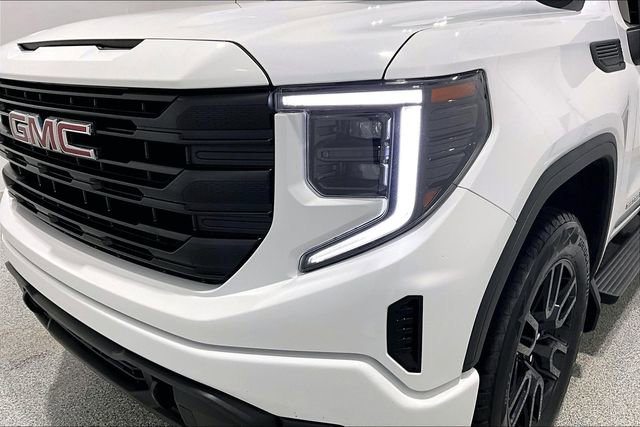 Used 2024 GMC Sierra 1500 Pro w/ Graphite Edition AWD/4WD image 34