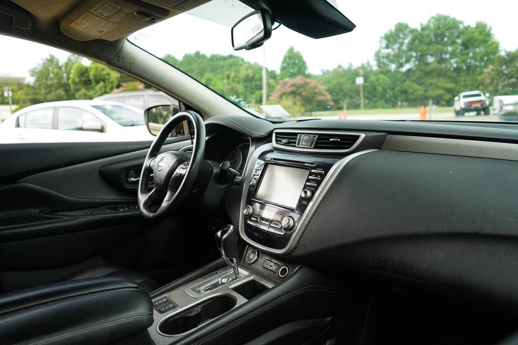Used 2022 Nissan Murano SV FWD image 13