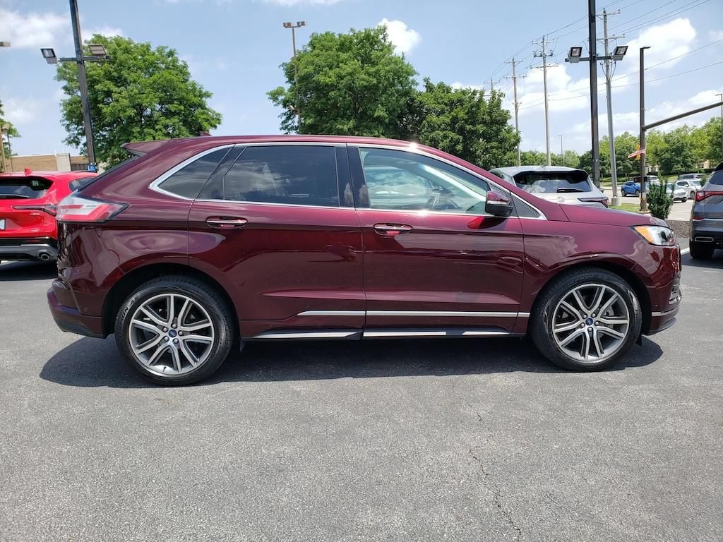 Used 2019 Ford Edge Titanium w/ Equipment Group 301A AWD/4WD image 12