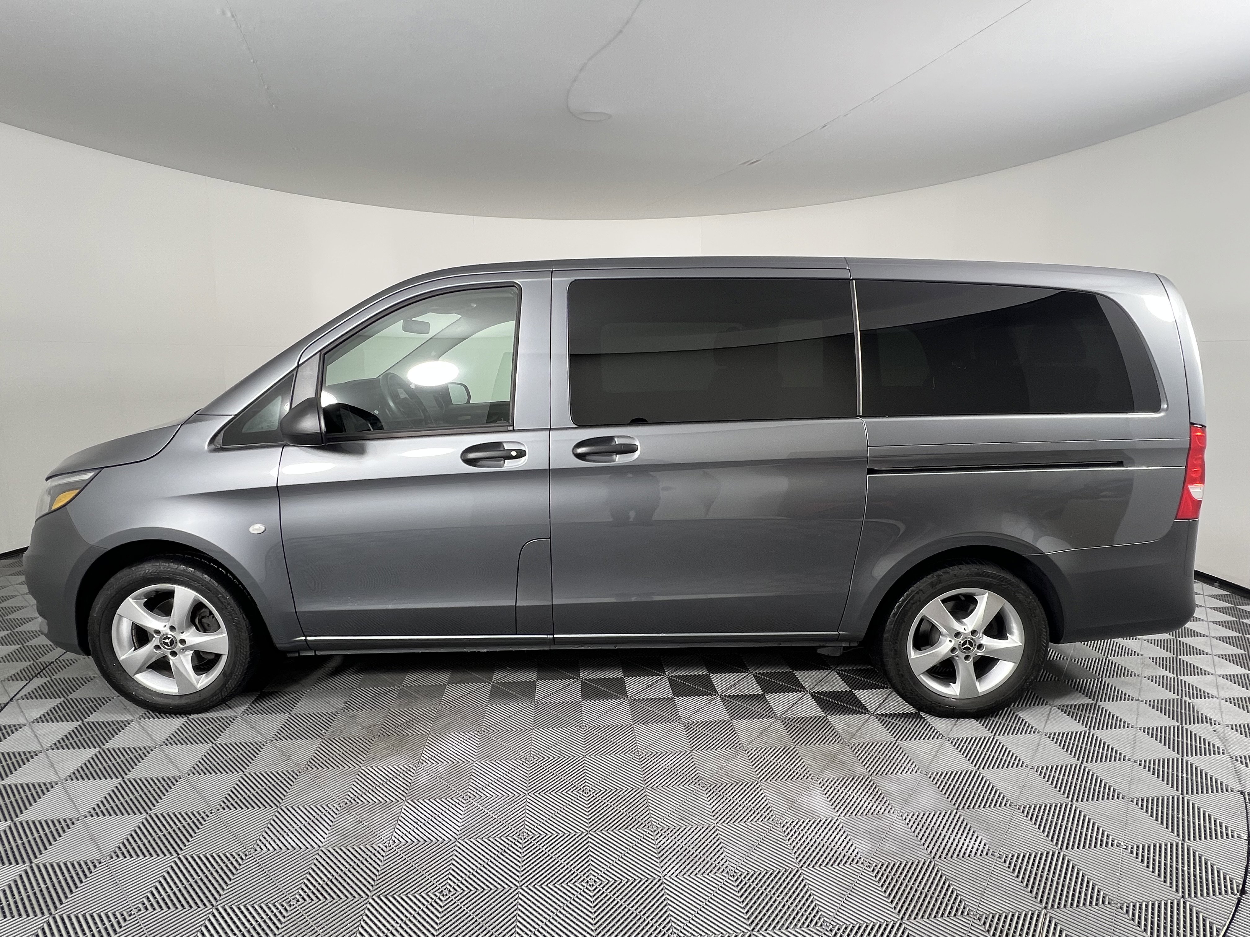 Certified 2023 Mercedes-Benz Metris Passenger image 9