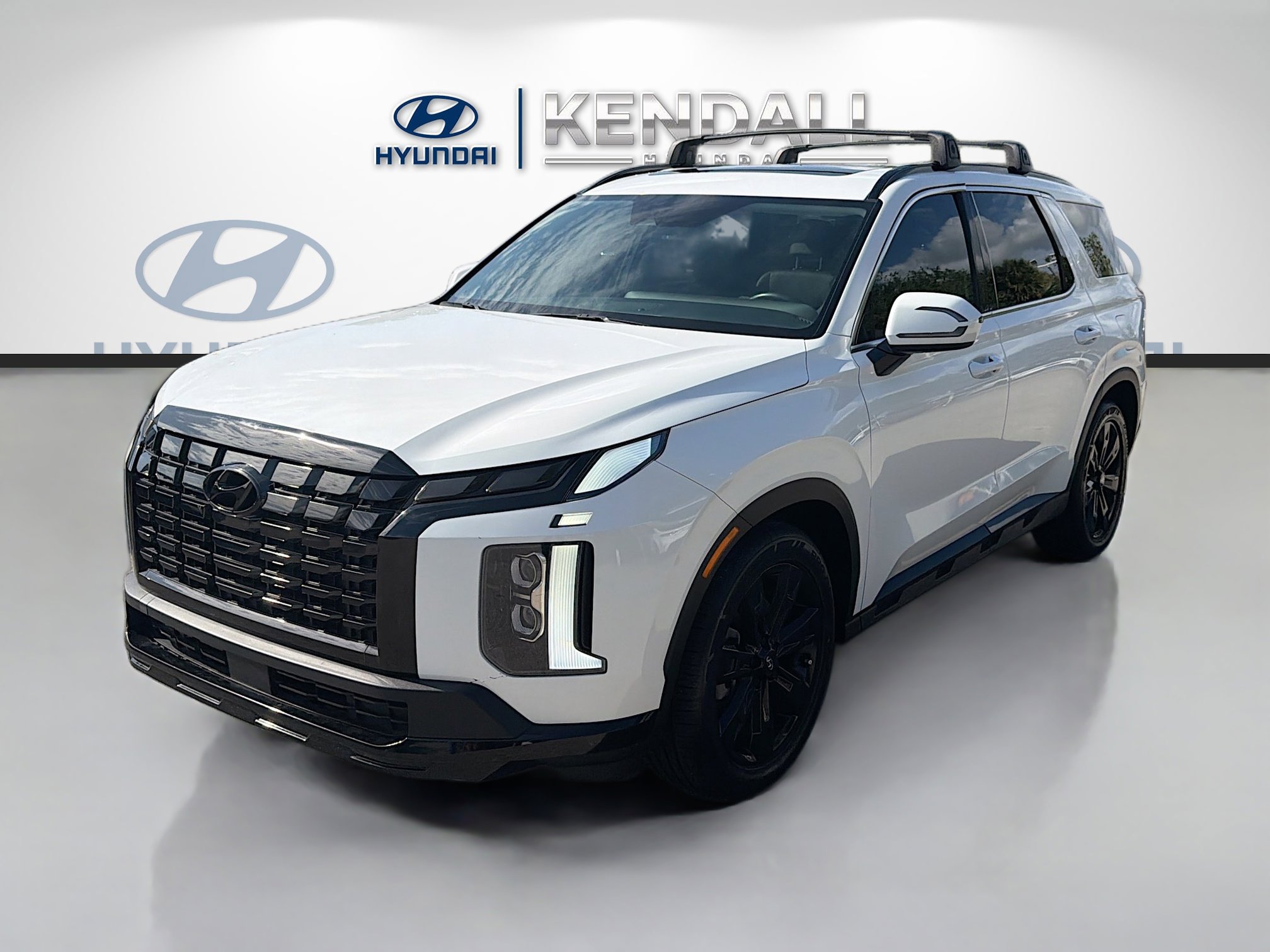 Used 2023 Hyundai Palisade XRT FWD image 3