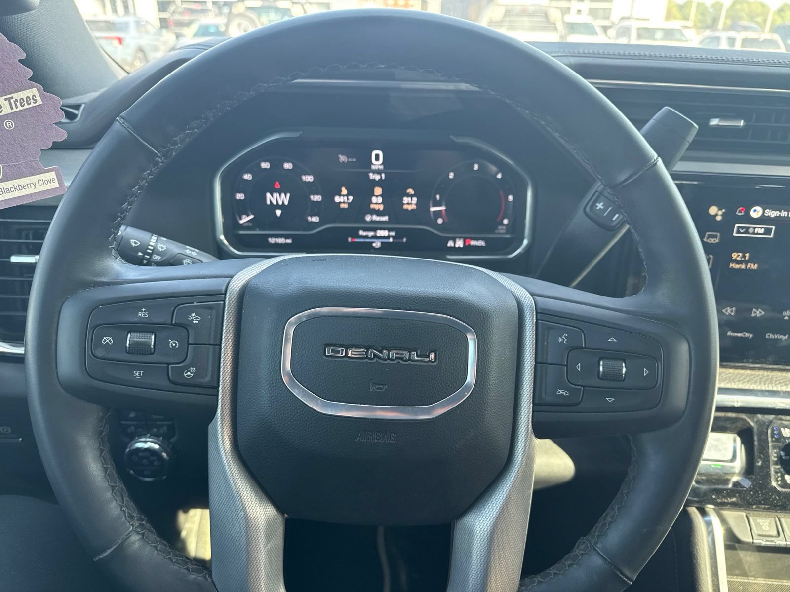 Used 2025 GMC Sierra 3500 Denali w/ Denali Reserve Package AWD/4WD image 13