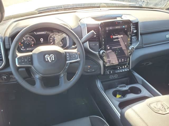 Used 2025 RAM 2500 Laramie image 31