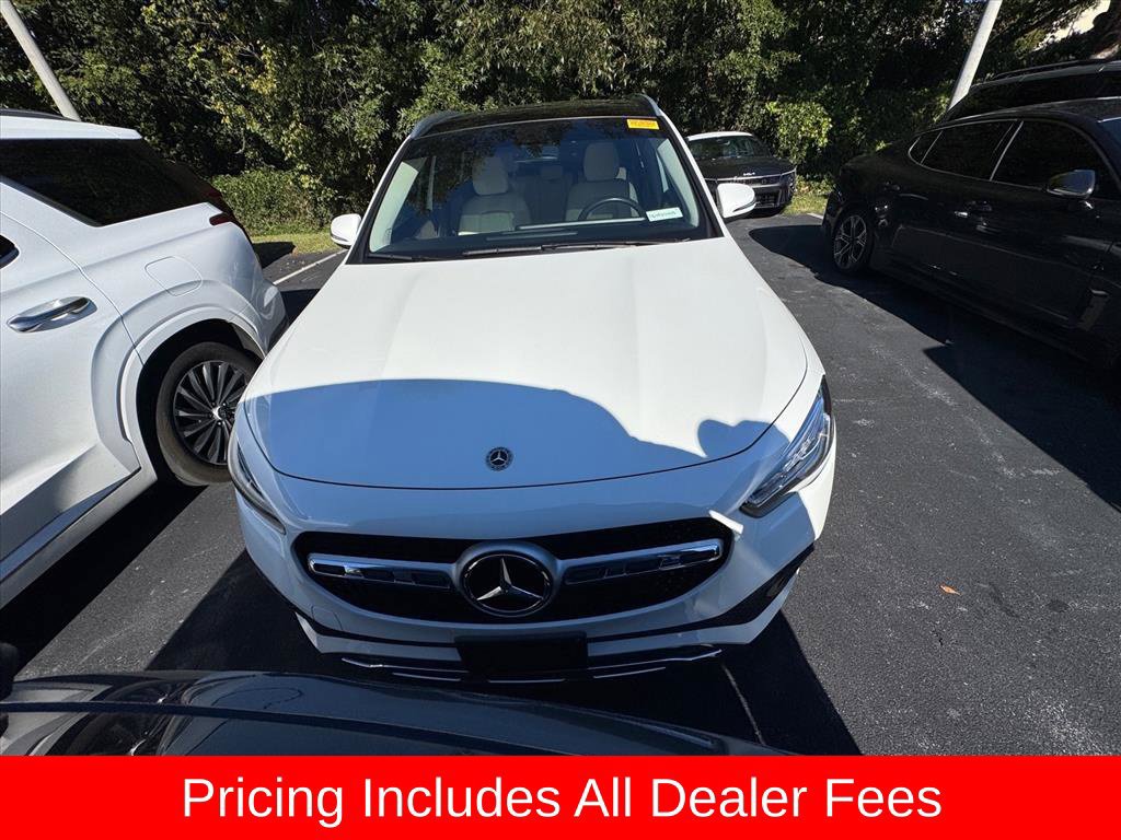 Used 2023 Mercedes-Benz GLA 250 4MATIC w/ Premium Package image 10