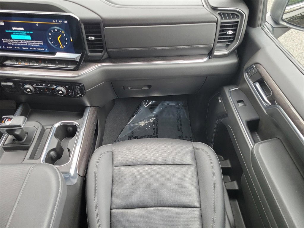 Used 2024 Chevrolet Silverado 1500 LTZ image 17