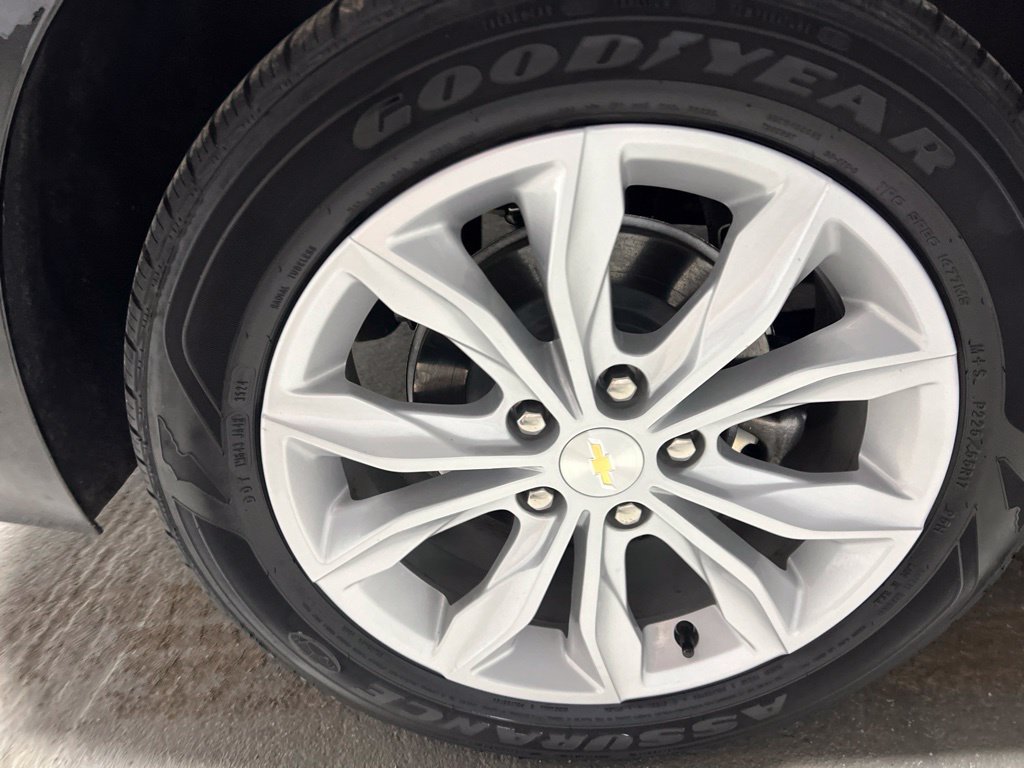 Used 2025 Chevrolet Malibu LT FWD image 43
