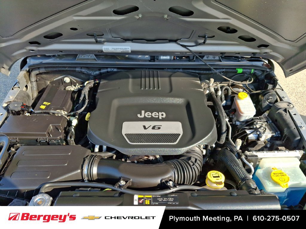 Used 2018 Jeep Wrangler Unlimited Sport S AWD/4WD image 31