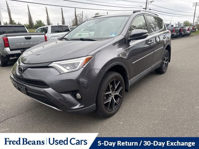 Used 2018 Toyota RAV4 SE w/ Power Extra Value Package AWD/4WD image 15
