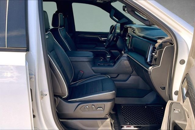 Used 2024 GMC Sierra 1500 AT4X AWD/4WD image 7