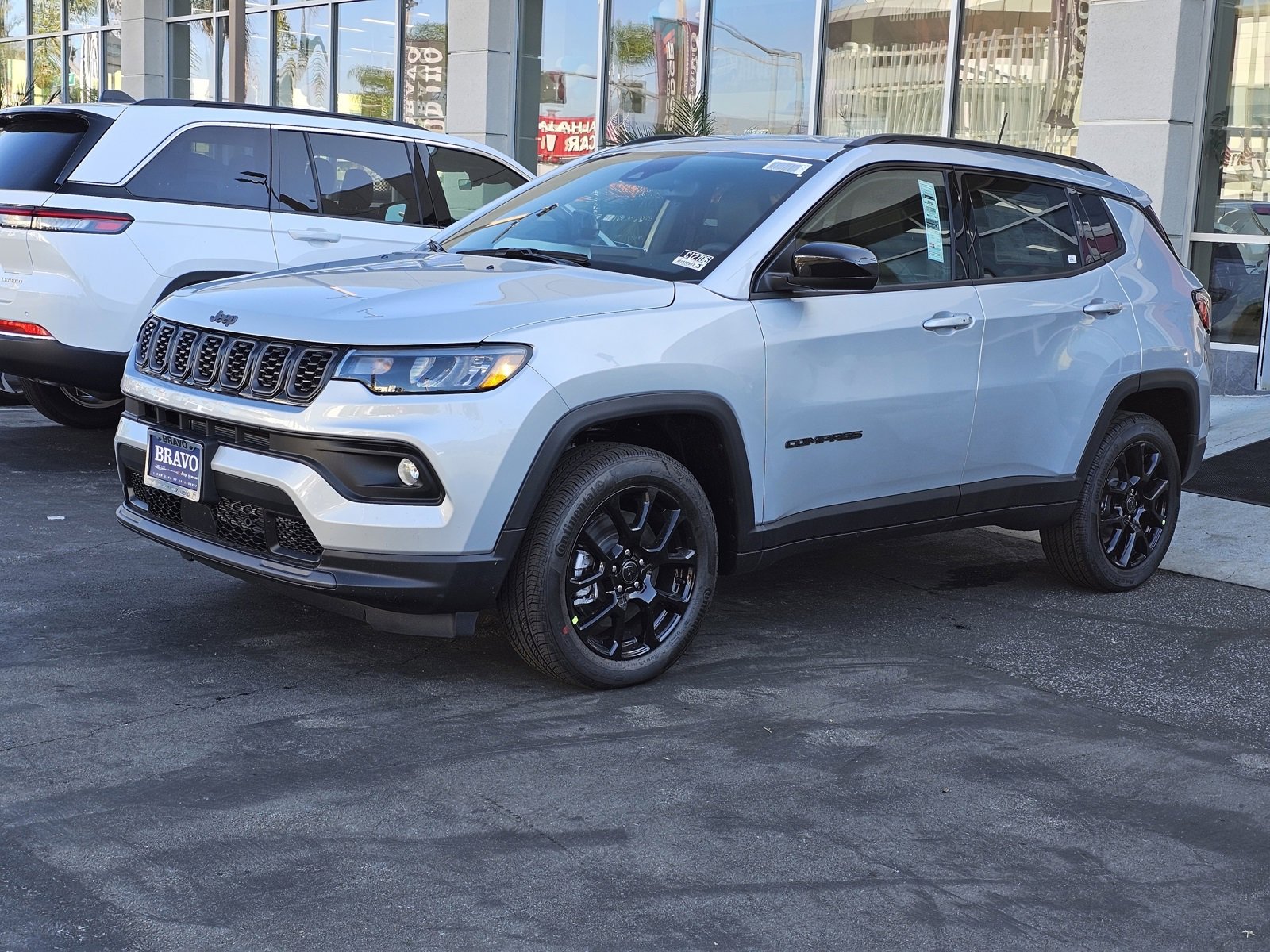 New 2026 Jeep Compass Latitude image 3