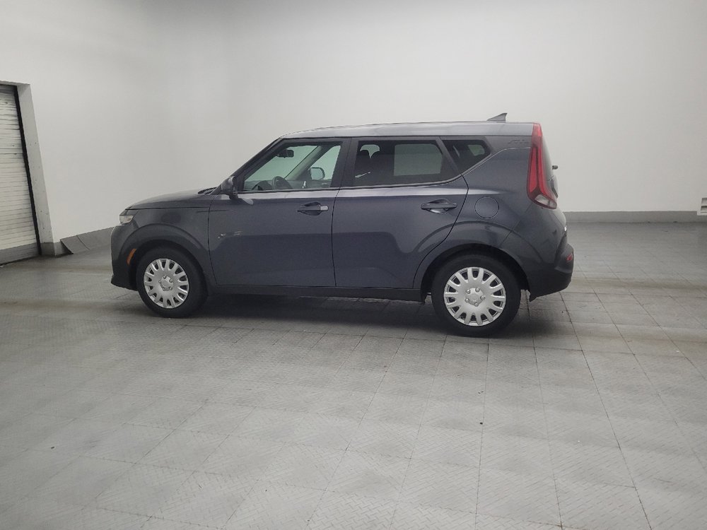 Used 2022 Kia Soul LX FWD image 2