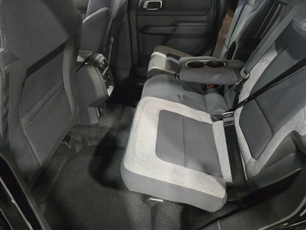 New 2025 Ford Bronco 4-Door image 18