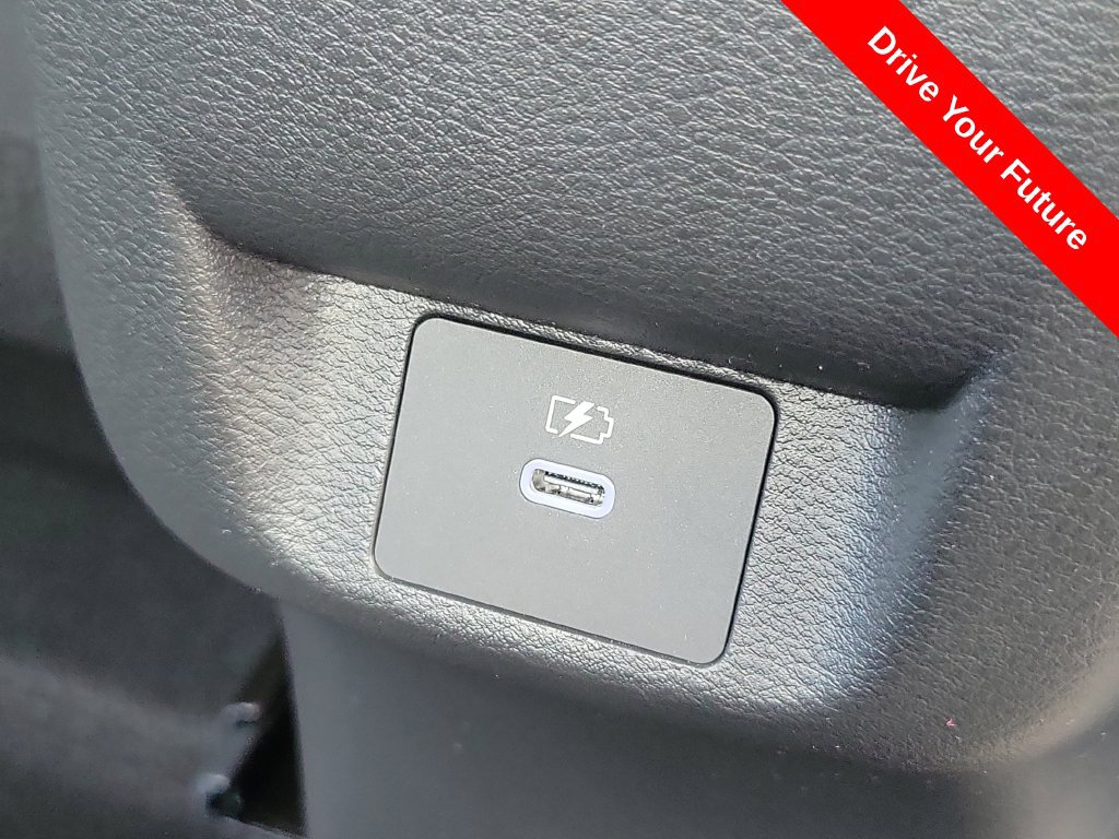 Used 2025 Nissan Versa SV w/ Trunk Package FWD image 19