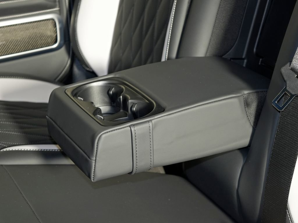 New 2026 Mercedes-Benz G 63 AMG 4MATIC image 32