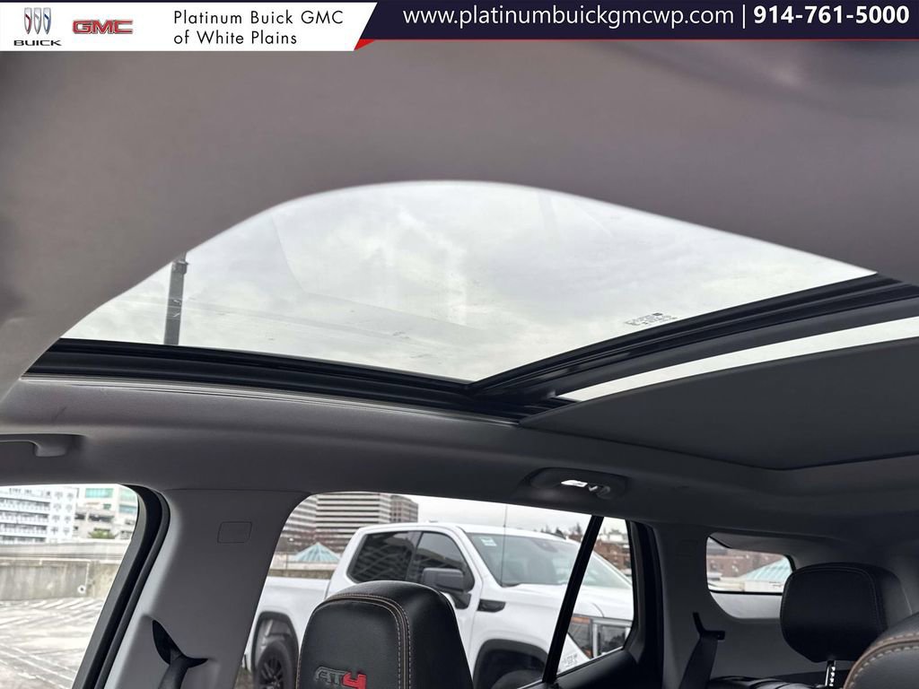 Used 2024 GMC Terrain AT4 image 22