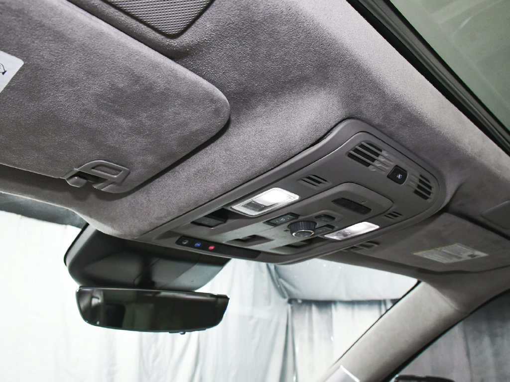 Used 2022 Cadillac Escalade Sport Platinum AWD/4WD image 39