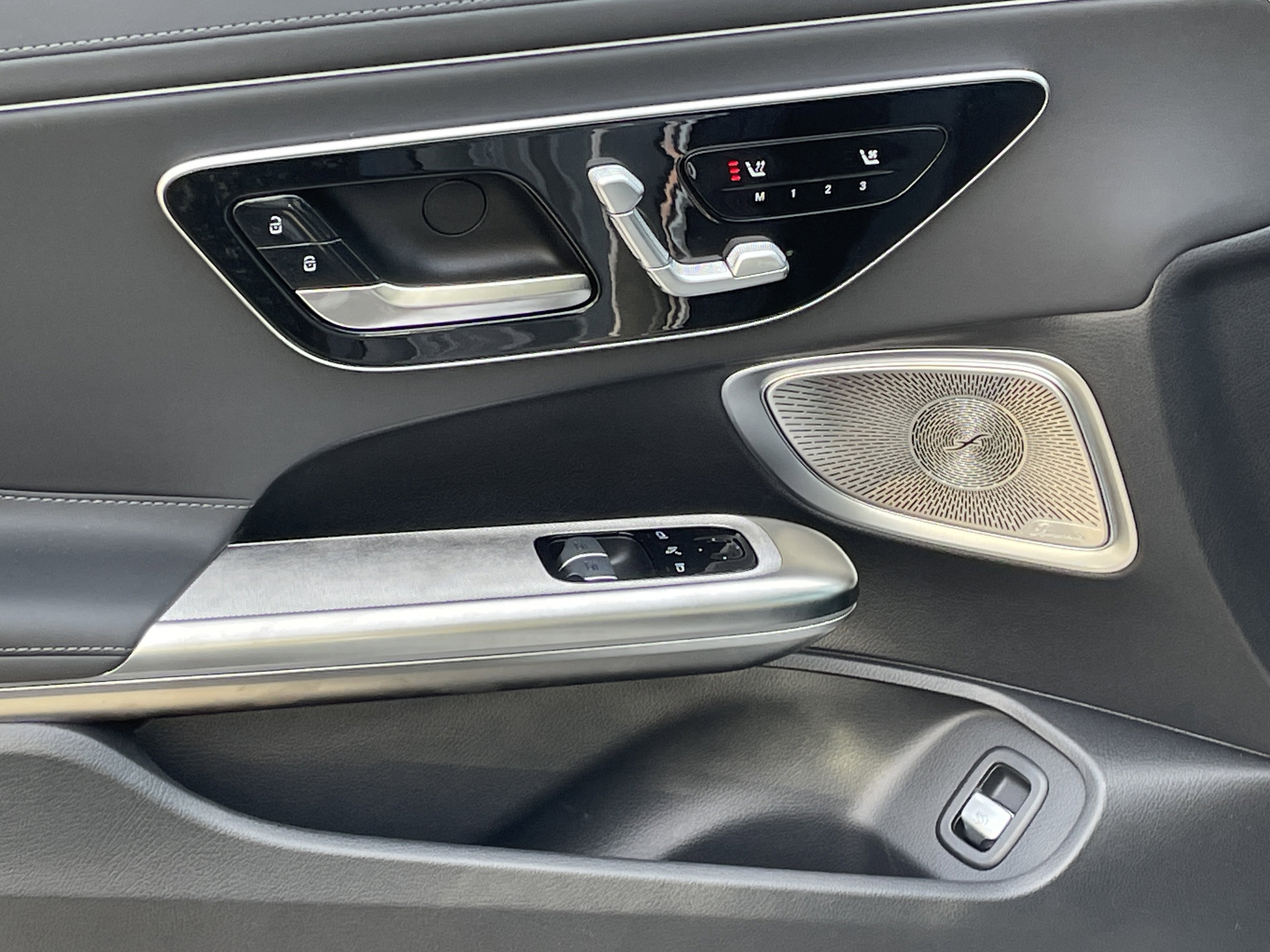 New 2026 Mercedes-Benz CLE 53 AMG 4MATIC Coupe image 16