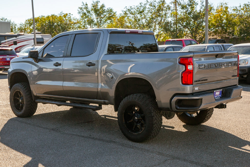 Used 2022 Chevrolet Silverado 1500 Custom w/ Safety Confidence Package RWD image 7