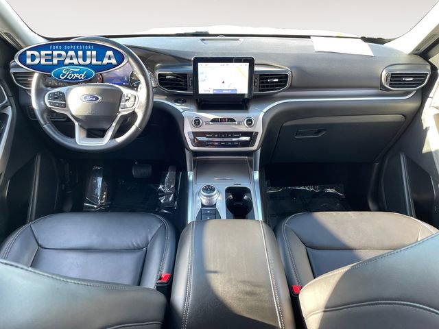 Used 2022 Ford Explorer XLT w/ Equipment Group 202A image 13
