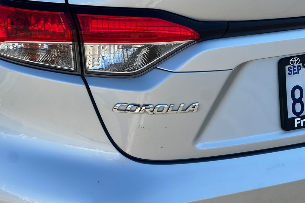 Used 2020 Toyota Corolla LE FWD image 26