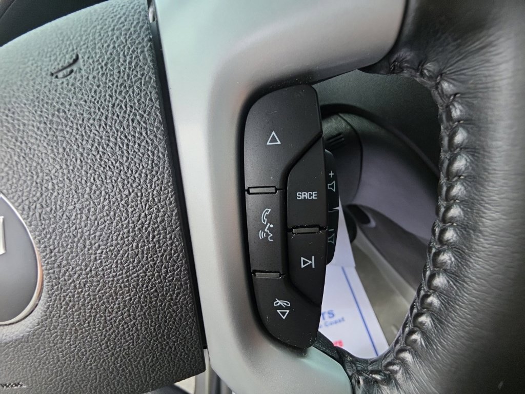 Used 2011 Chevrolet Traverse LT w/ Personal Connectivity Package AWD/4WD image 16