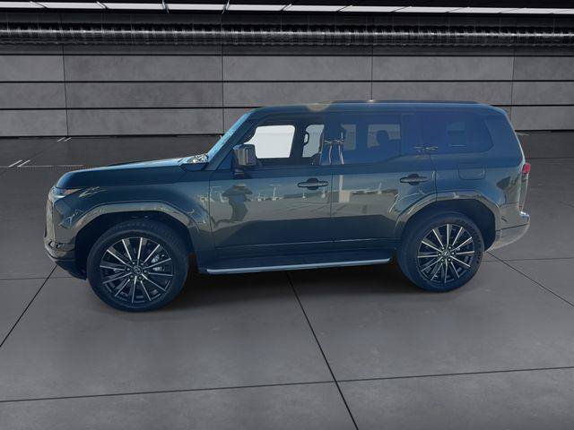 Certified 2025 Lexus GX 550 w/ Cold Area Package AWD/4WD image 5