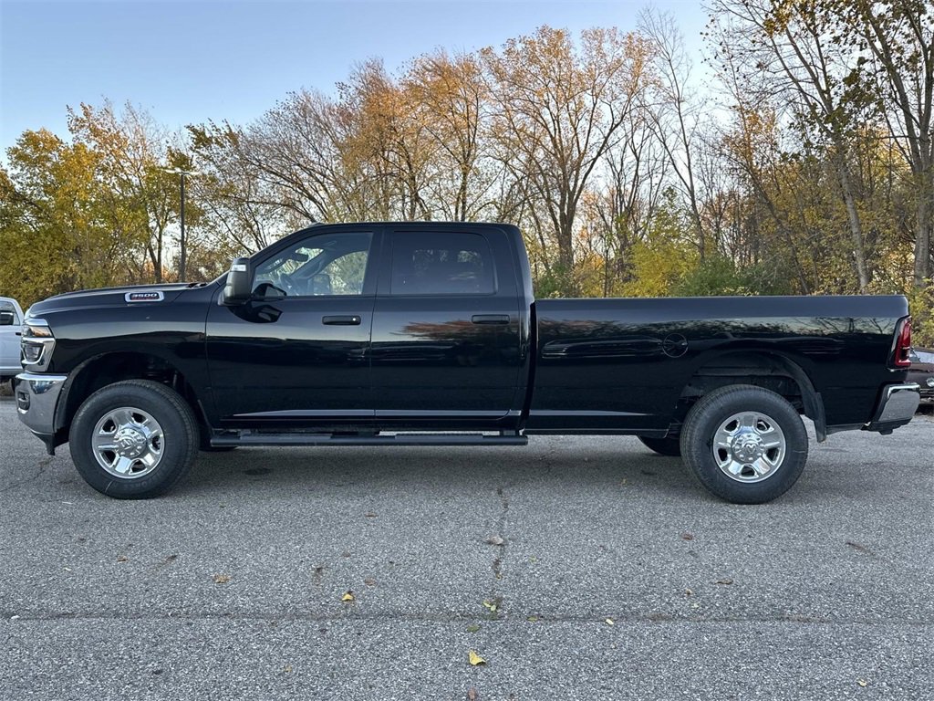 New 2026 RAM 3500 Tradesman image 5