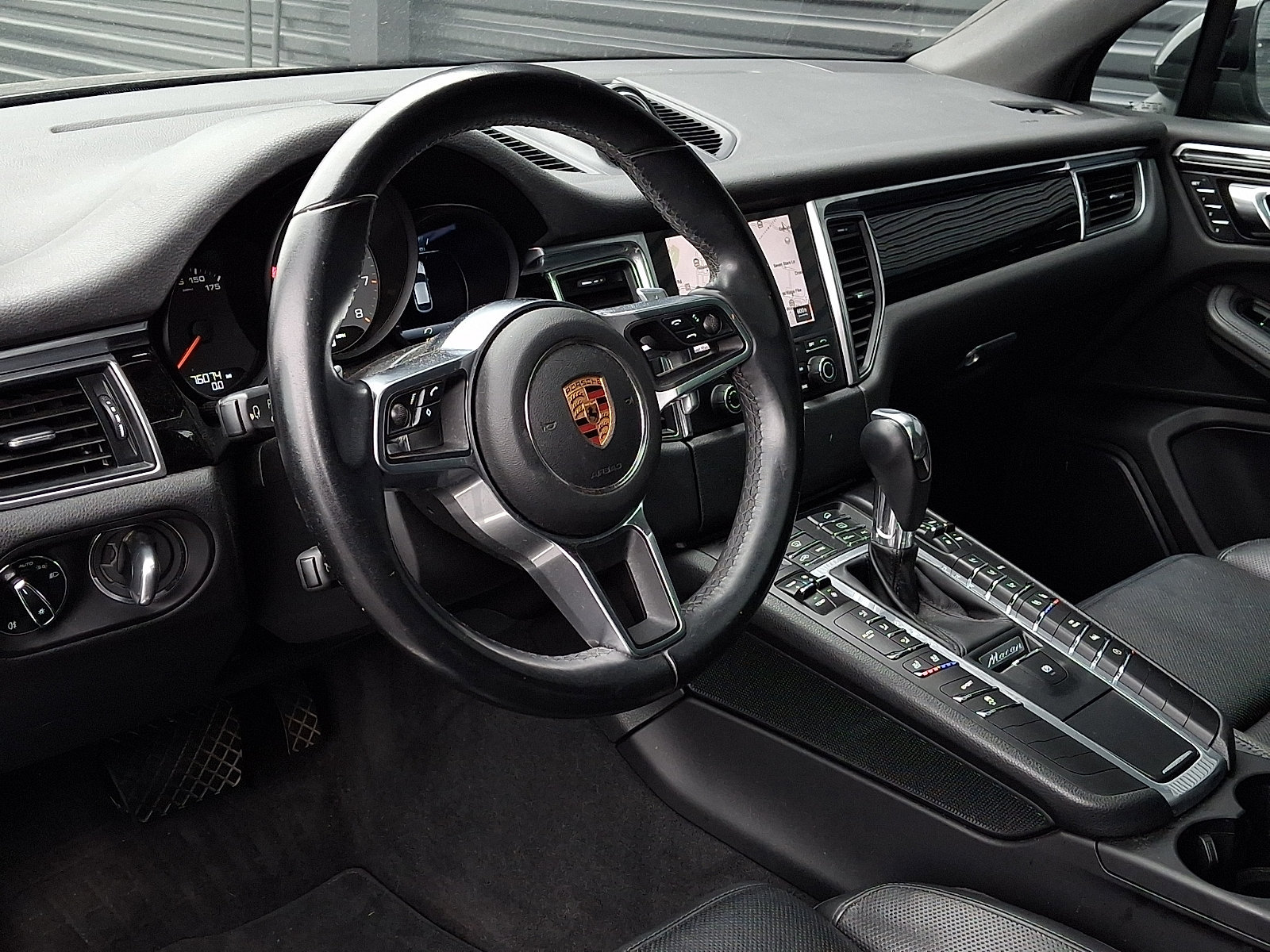 Used 2018 Porsche Macan S AWD/4WD image 4