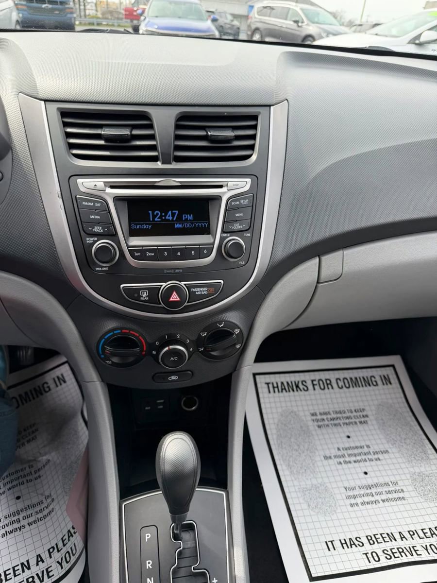 Used 2017 Hyundai Accent SE image 13