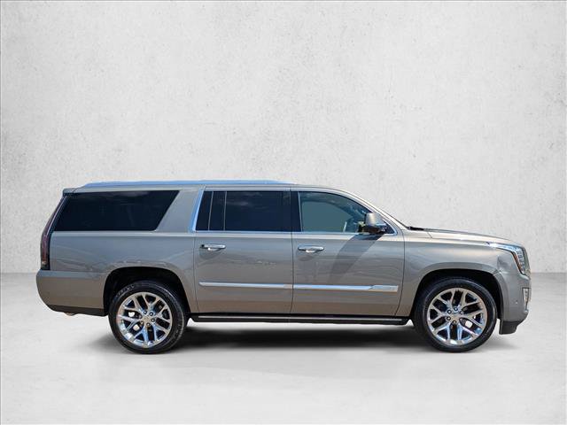 Used 2018 Cadillac Escalade ESV Platinum AWD/4WD image 4