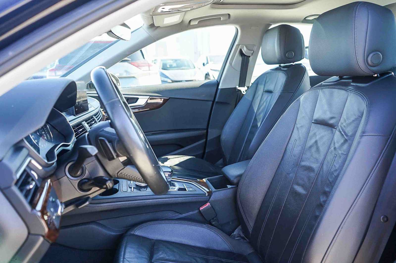 Used 2019 Audi A4 2.0T Premium w/ Convenience Package FWD image 17