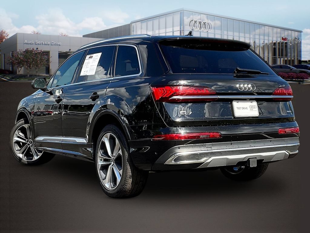 Used 2023 Audi Q7 3.0T Premium Plus w/ Premium Plus Package AWD/4WD image 5