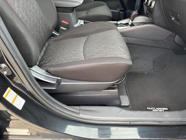 Used 2025 Mitsubishi Outlander Sport ES image 11