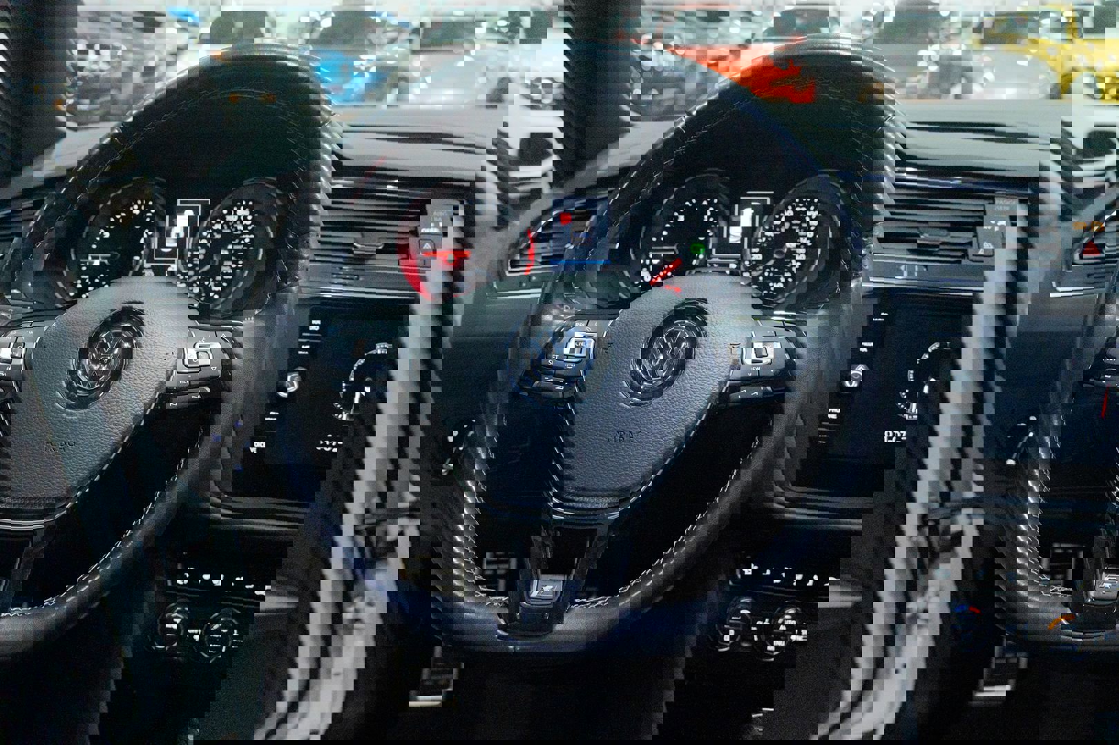 Used 2020 Volkswagen Tiguan SE R-Line w/ 3rd Row Seat Package image 38