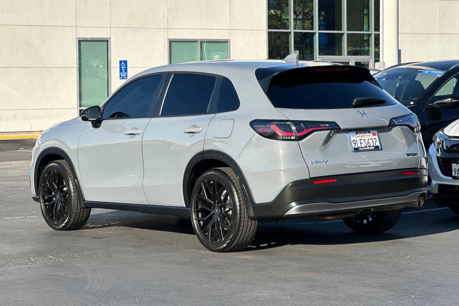 Used 2024 Honda HR-V Sport image 5