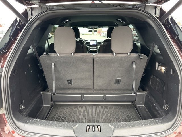 Used 2020 Ford Explorer XLT w/ Comfort Package image 14