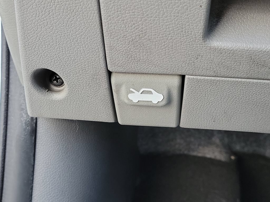 Used 2013 Hyundai Accent GS FWD image 27
