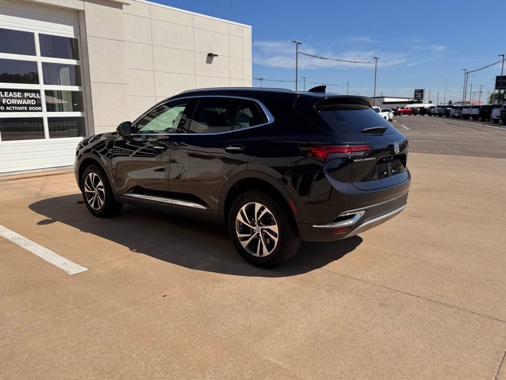 Used 2022 Buick Envision Essence w/ Safety Package image 5