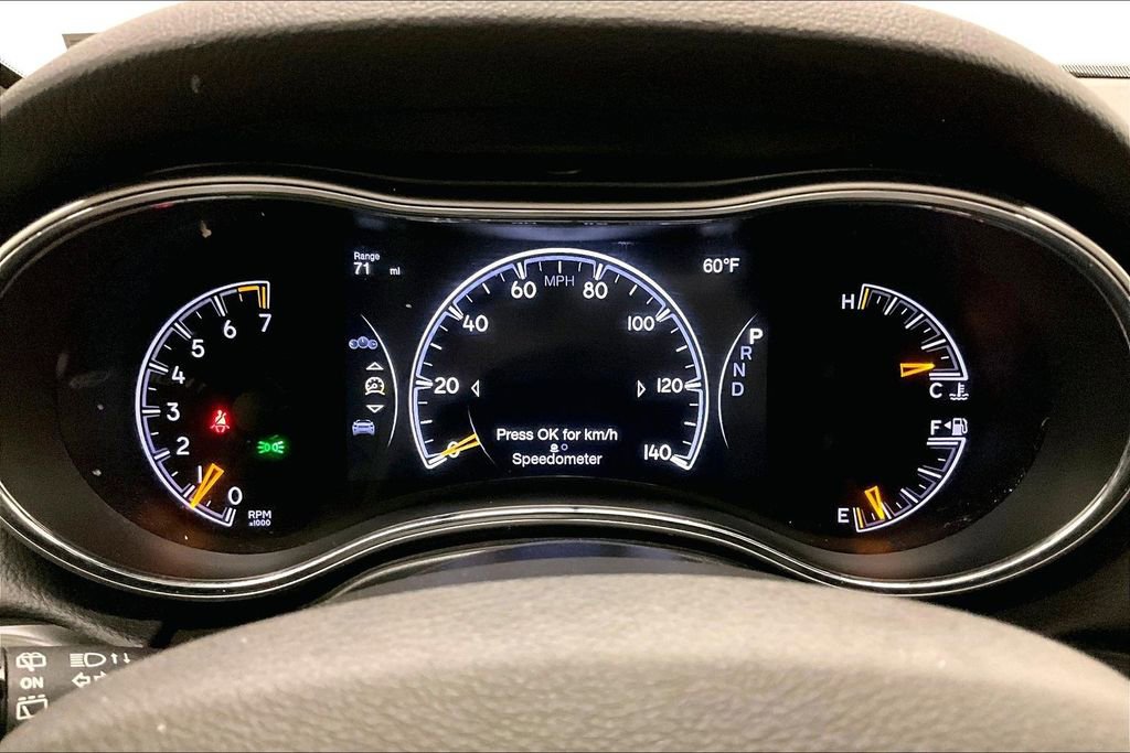 Used 2020 Jeep Grand Cherokee Laredo AWD/4WD image 13