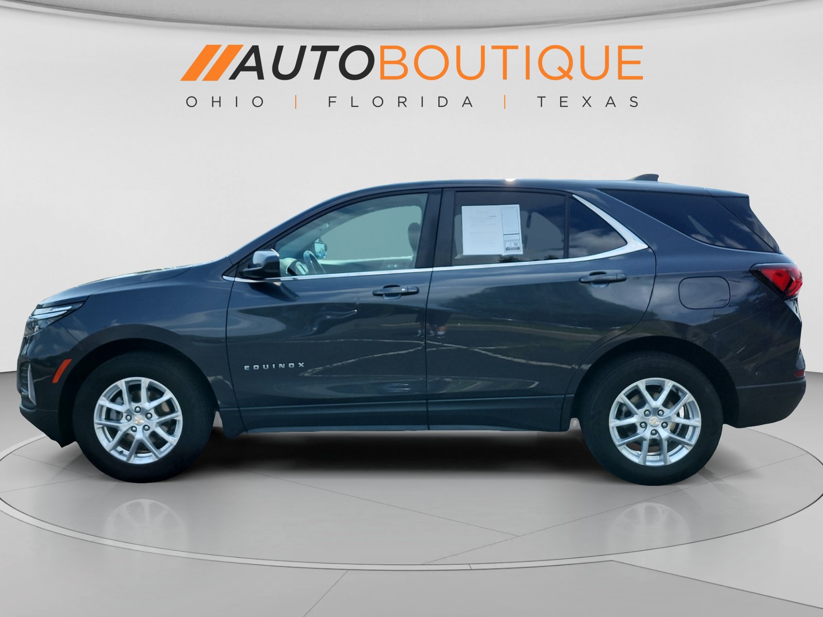 Used 2022 Chevrolet Equinox LT AWD/4WD image 2