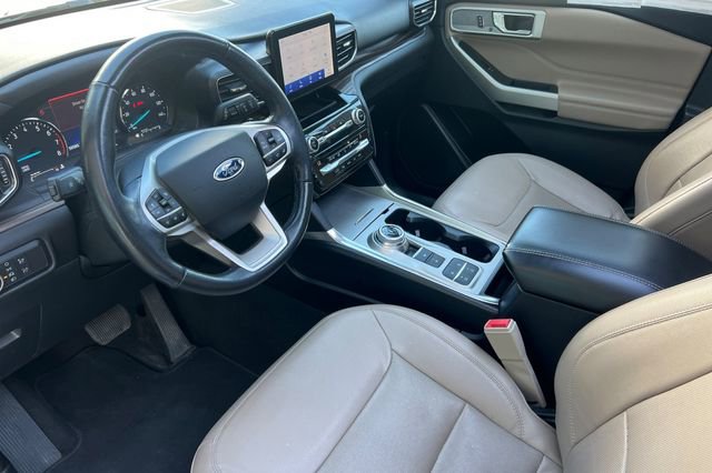 Used 2021 Ford Explorer Limited w/ Equipment Group 301A image 10