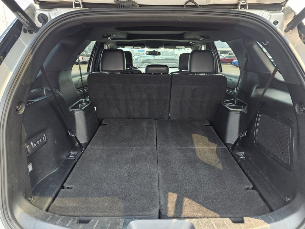 Used 2019 Ford Explorer Limited w/ Class III Trailer Tow Package AWD/4WD image 15