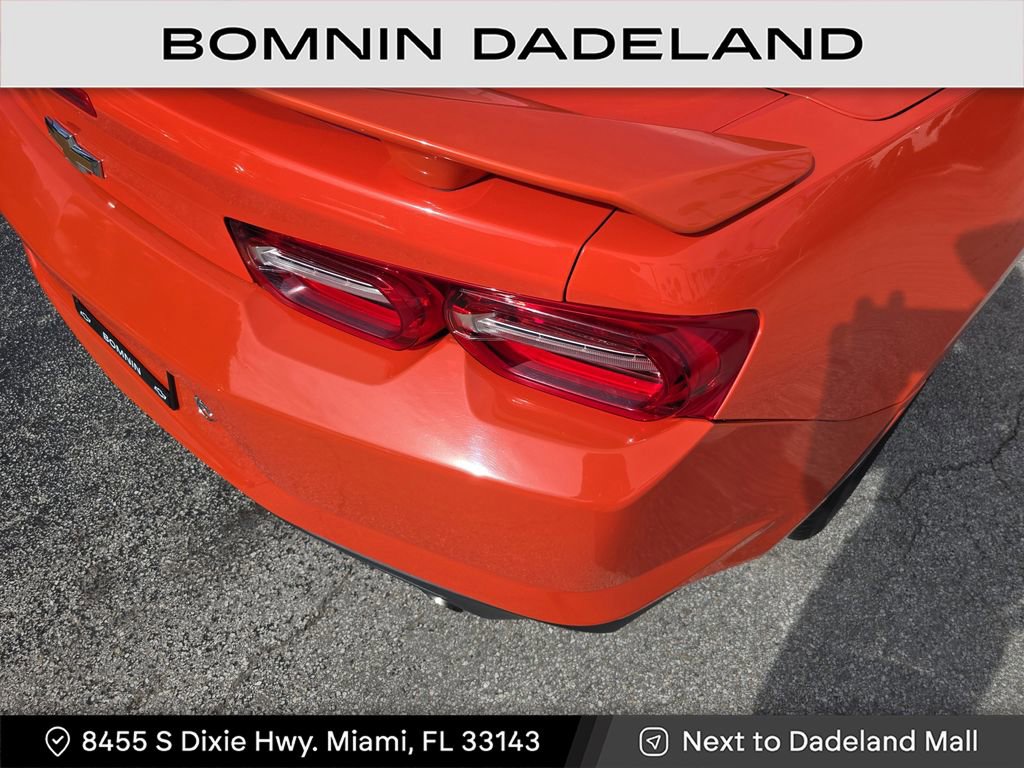 Used 2021 Chevrolet Camaro LT image 5