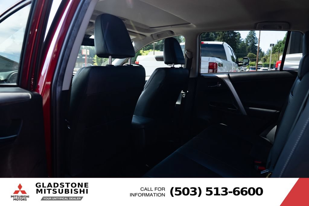 Used 2018 Toyota RAV4 Limited w/ Advanced Technology Package AWD/4WD image 22