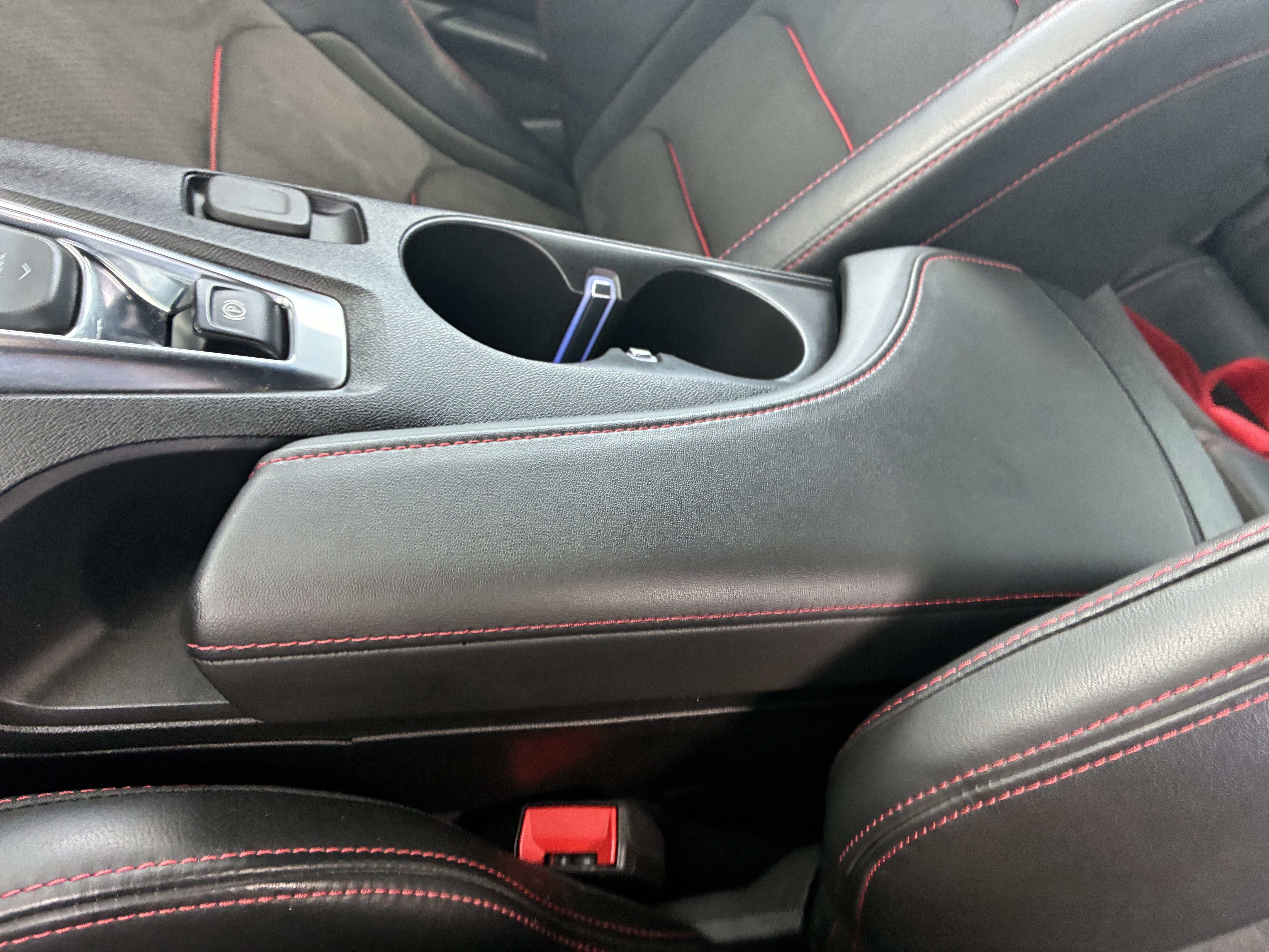 Used 2021 Chevrolet Camaro ZL1 RWD image 34