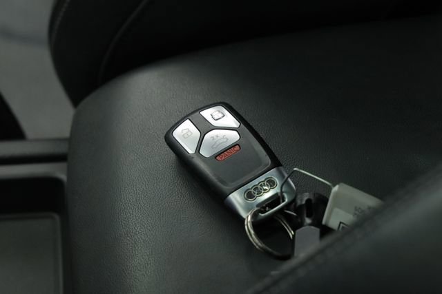 Used 2022 Audi SQ5 Prestige w/ Prestige Package image 44