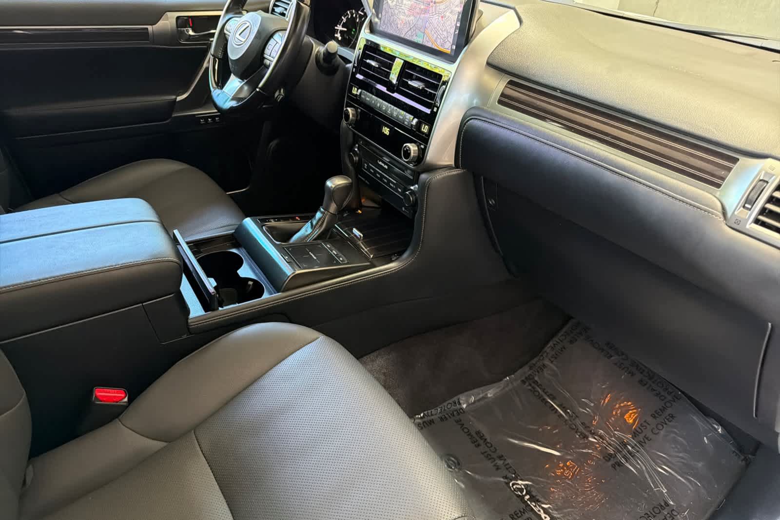 Used 2022 Lexus GX 460 Premium w/ Premium Package AWD/4WD image 17