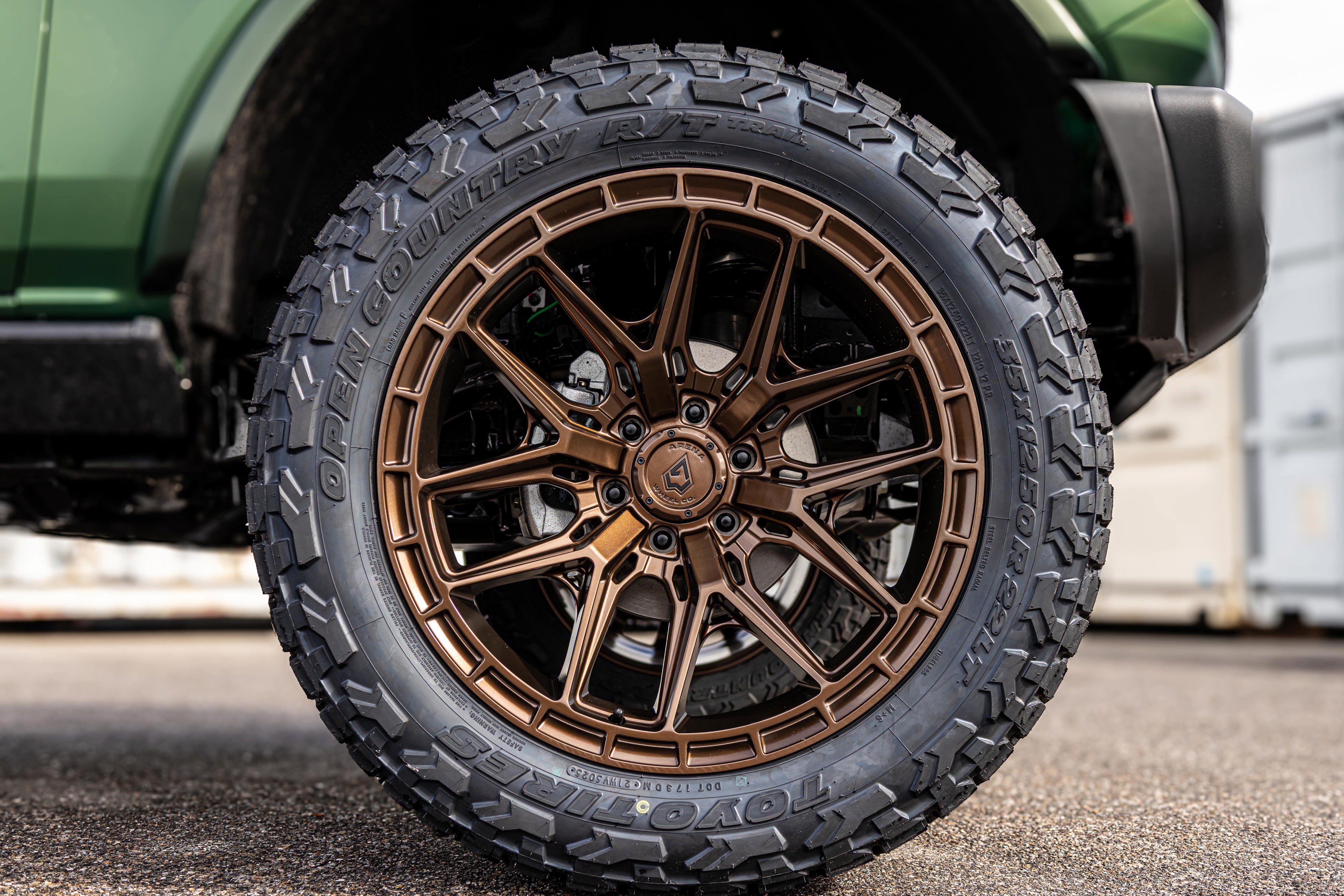 New 2025 Ford Bronco Badlands image 13